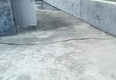 弋江楼顶漏水维修公司分享下如何解决卫生间隐蔽部位漏水的问题?